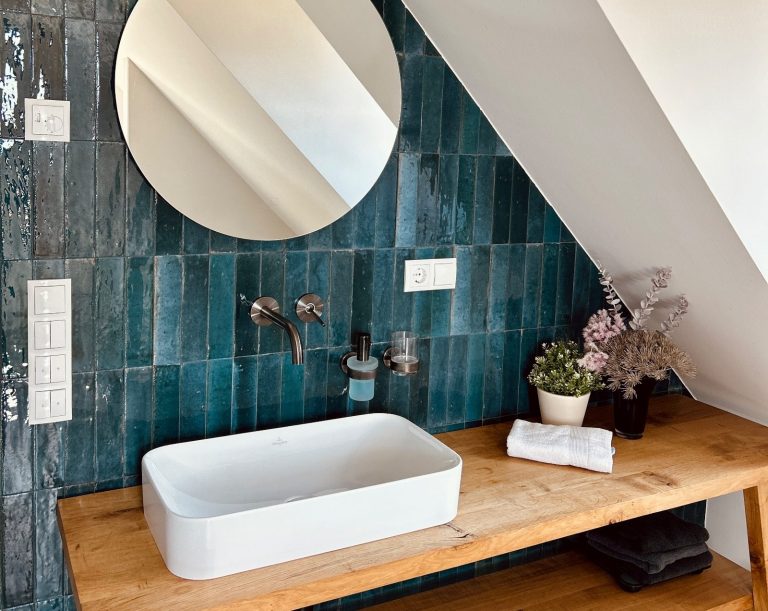 Badezimmer Holzwaschtisch modernes Design